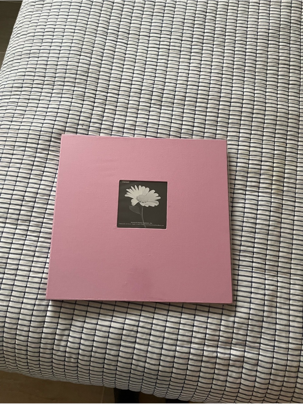 Pink Square Photo Album - Picture 4 of 5